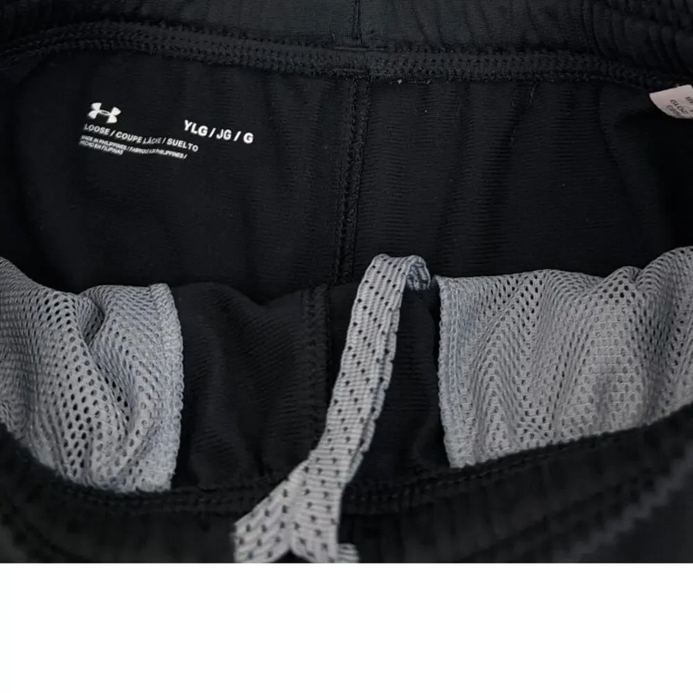 Under Armour Athletic Casual Loose Fit Black Gray Sweatpants Youth Large 14/16
